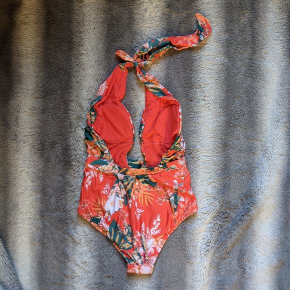 SALE! The Bethany One-Piece Swimsuit - Picture 8 of 10